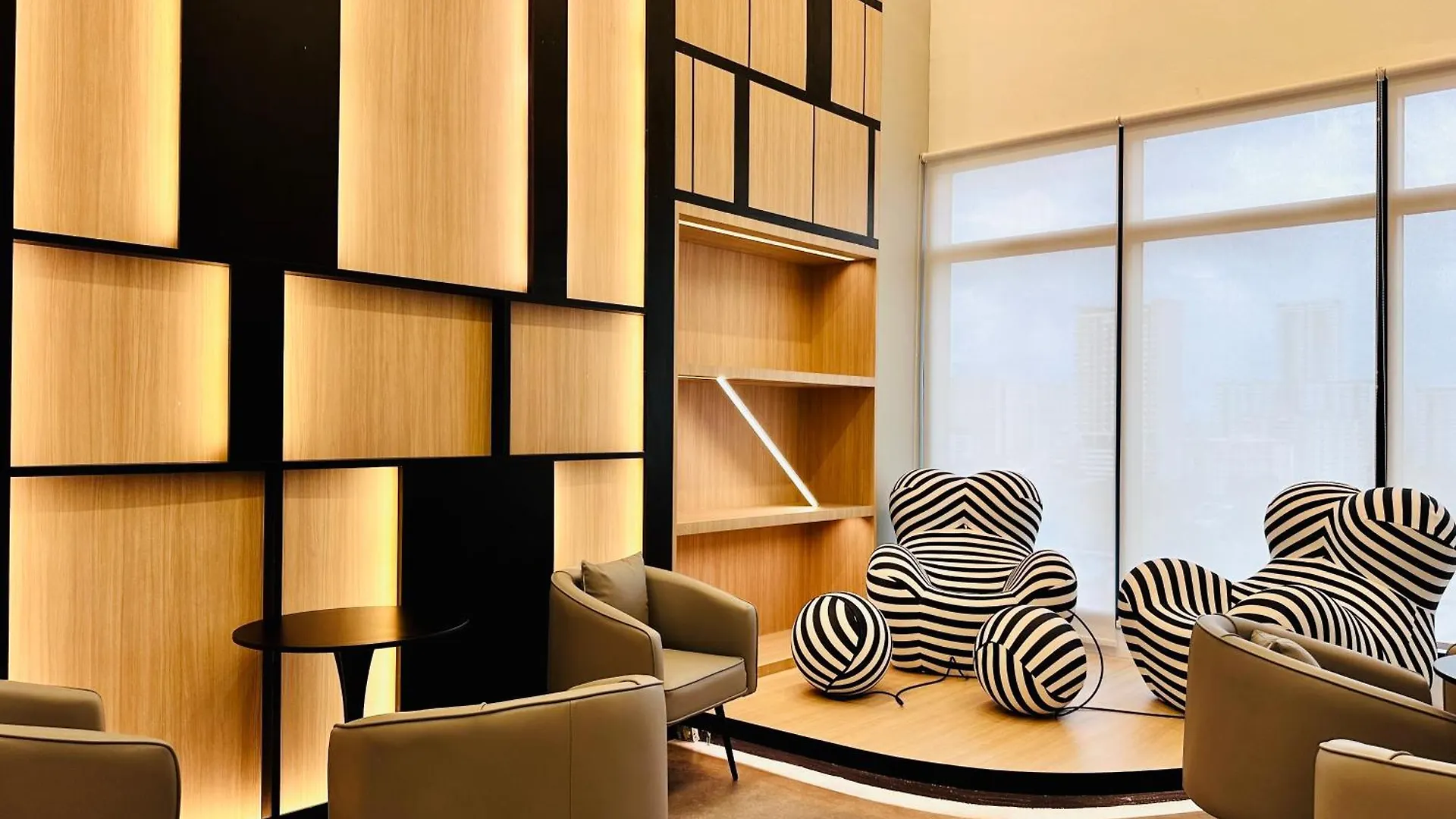 Apartment New Comfy Urban Suite Homestay At Georgetown For Family By Urban Staycations Lod Jelutong