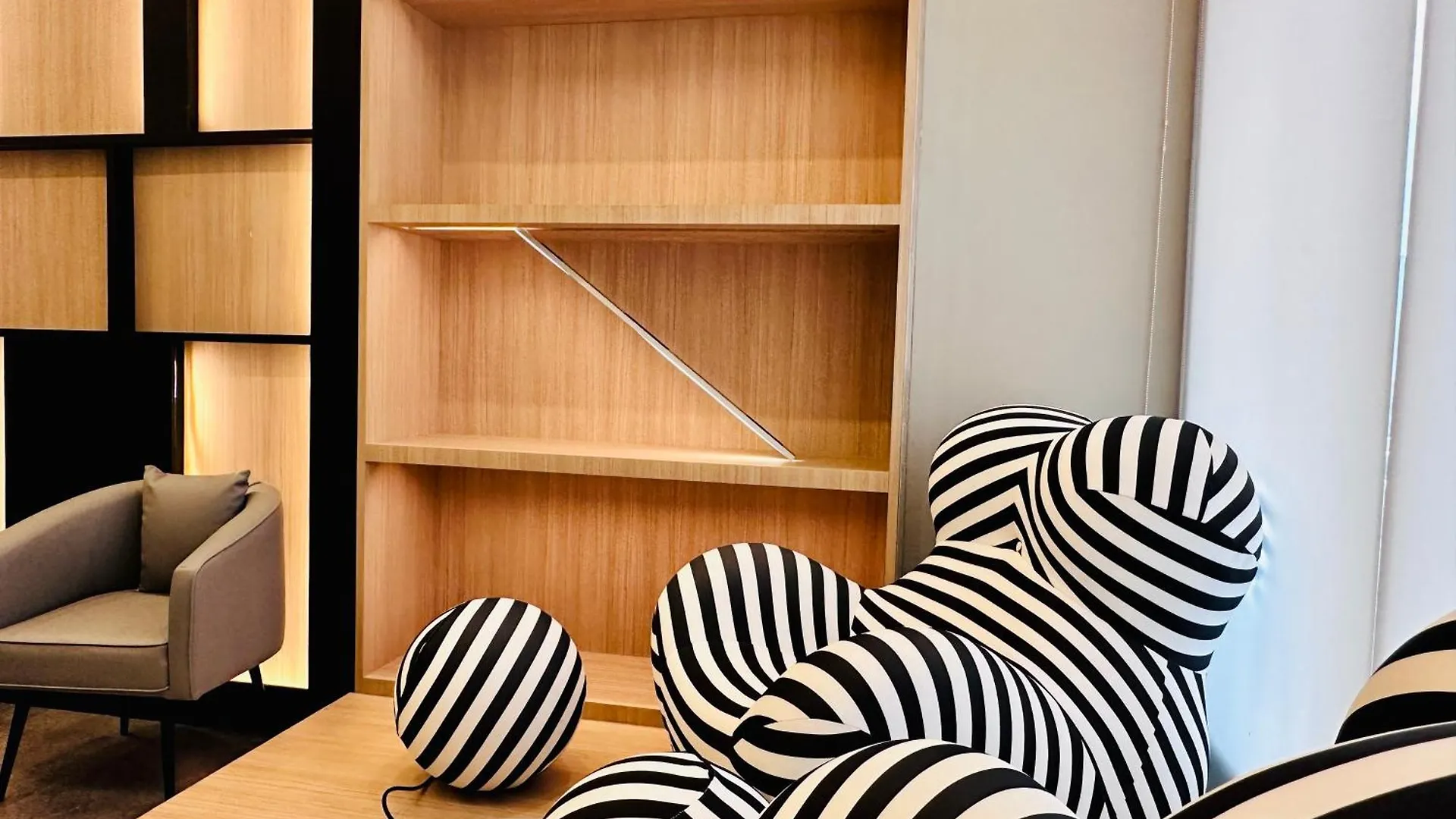 New Comfy Urban Suite Homestay At Georgetown For Family By Urban Staycations Lod Jelutong