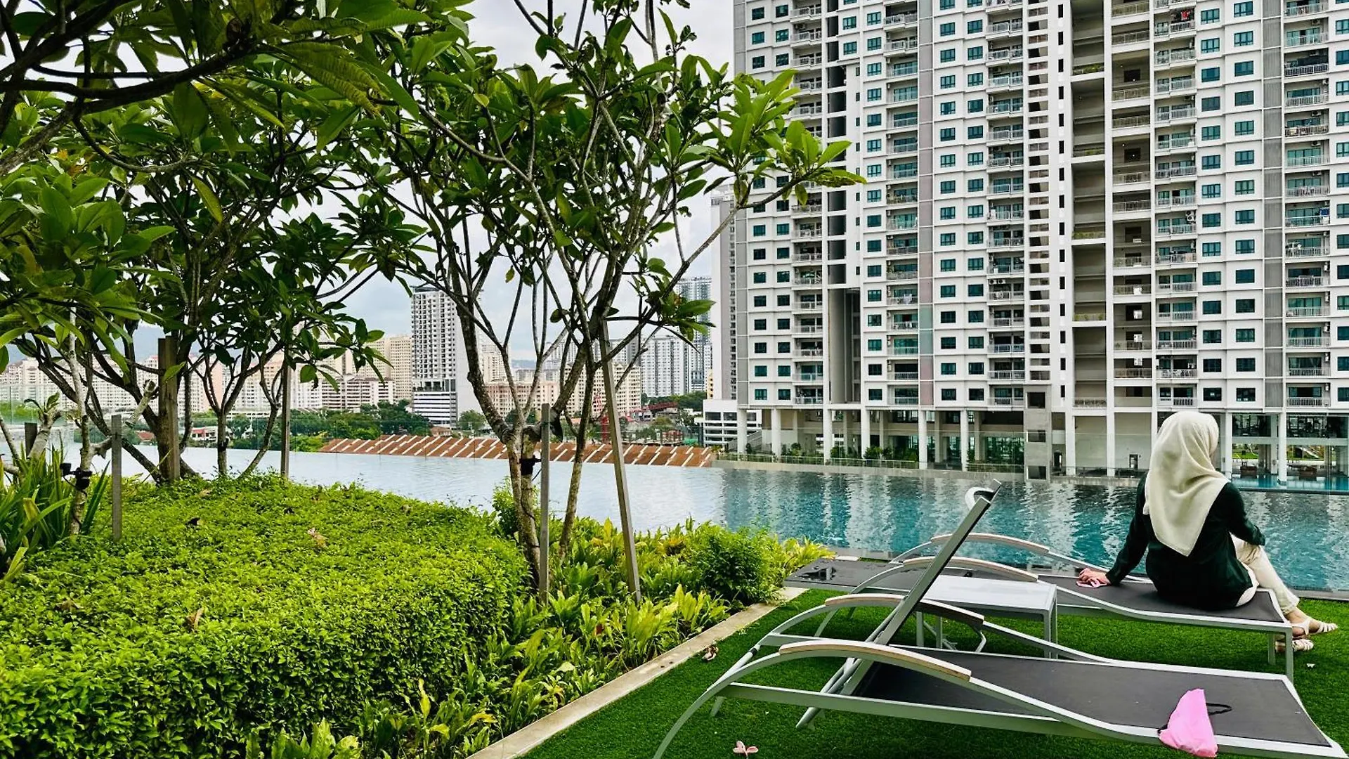 New Comfy Urban Suite Homestay At Georgetown For Family By Urban Staycations Lod Jelutong