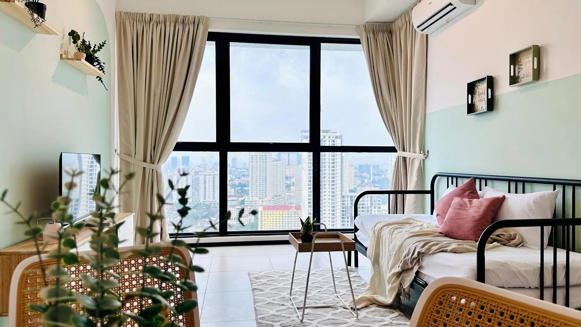 New Comfy Urban Suite Homestay At Georgetown For Family By Urban Staycations Lod Jelutong 0*,