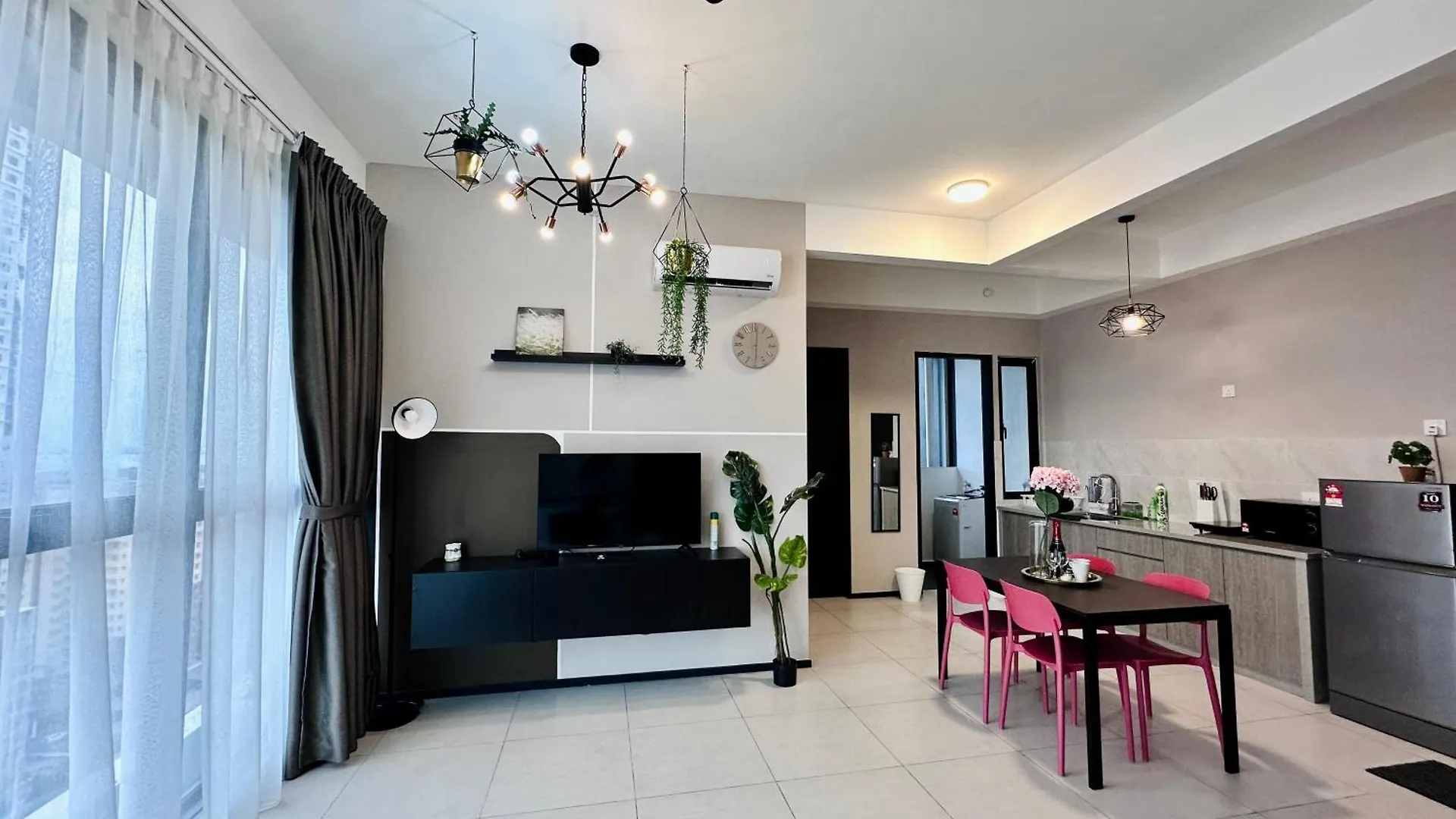 Apartment New Comfy Urban Suite Homestay At Georgetown For Family By Urban Staycations Lod Jelutong